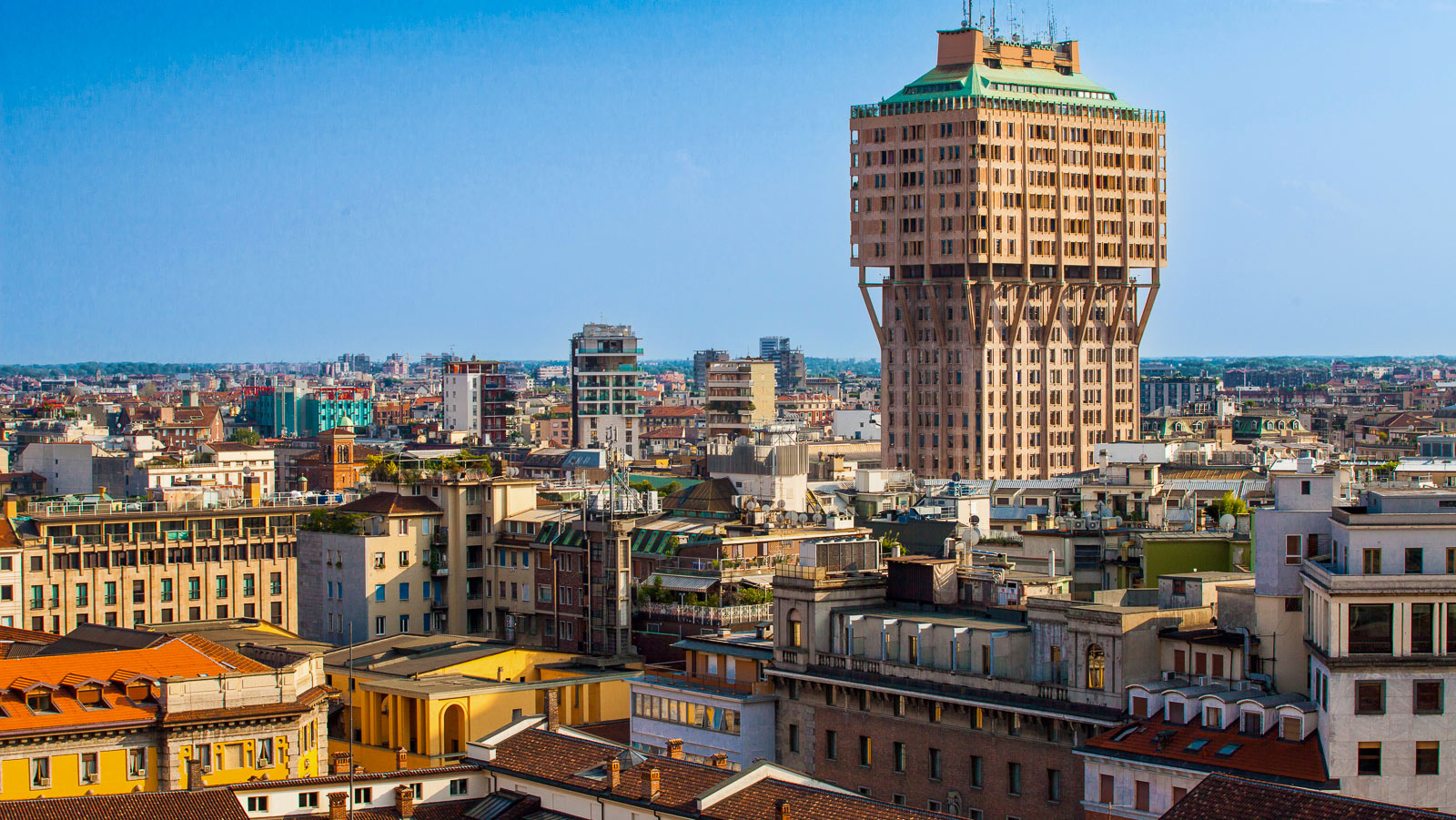 Panorama Milano palazzi torre velasca